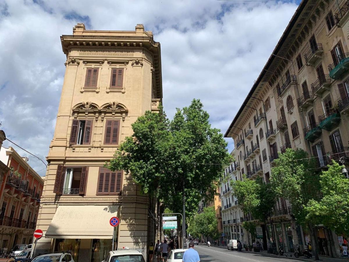 Due Cani Apartment Palermo Exterior photo